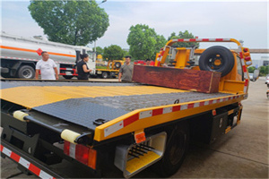 甘肃附近拖车电话号码服务